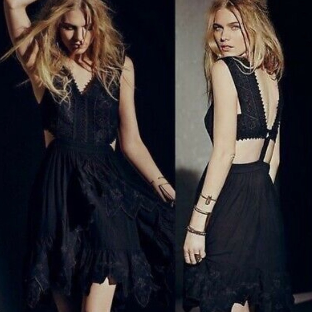 Free People Honeysuckle Rose Cut-Out Mini Dress Black Womems Size 6 **NWT**
